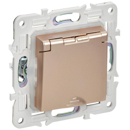 SKANDY Розетка з/к/ш кр. 16А IP44 SK-R11Sa песочный