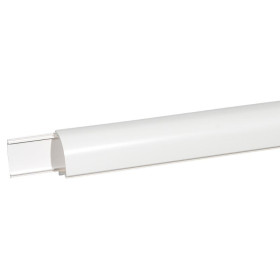 Плинтус 140*35 белый DLPlus